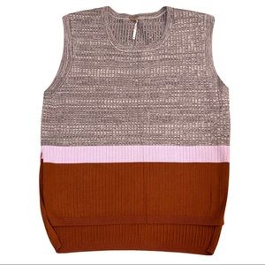 XL Knit tank top with color block design